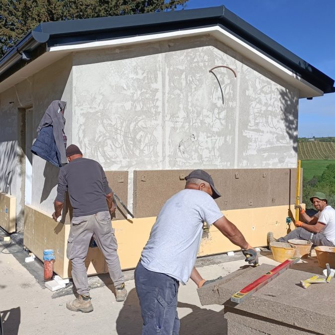 Ristrutturazione con cappotto in calcecanapa